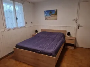 F3 on the ground floor of a beach house 50m - Image 3