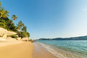 Beautiful Villa Aldila with Direct Beach Access in Acapulco - Image 4