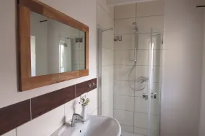 Maison de vacances pour 7 personnes, environ 100 m², situation calme, terrasse, WiFi - Image 4