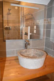 Renoveret luksus fritliggende 10 person chalet ved skiløjperne i Oz / Alpe d'Huez - Image 2