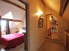 Charming hunting lodge with pets, fireplace, and garden in Perche - Image 5
