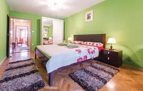 Superbe maison de 4 chambres à Banici - Image 5
