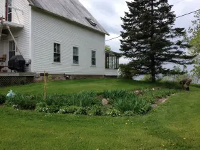 Lake Champlain Cottage Ancestral house - Image 4