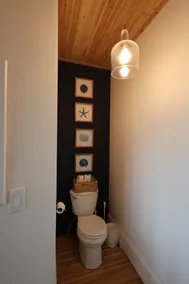 The Cove House- completely renovated 1910 beach house - Image 2