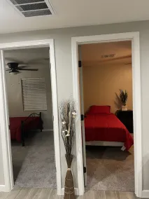 3 Minutes from Tucson Medical Center-Cozy Modern Retreat. - Image 4