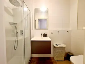 One bedroom Flat in center - Image 4