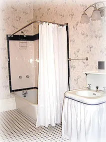 The Garden Suite in this National Historic Landmark in the Village of Geneseo - Image 2