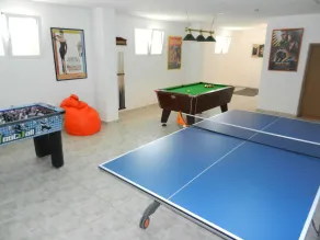 Villa Piscine chauffée, à 500m de la mer, Air conditionné, Salle de jeux, près de la ville - Image 3