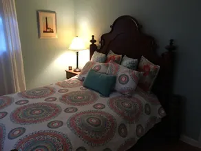 Entspannen Sie sich und genießen Sie diesen privaten Ort in Hampton Bays - Image 5