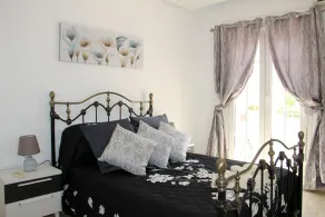 Luxury 2 Bed 2 Bath Private Solarium Apt Las Violetas, Villamartin - Image 4