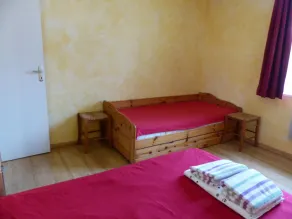 Cozy Apartment for Hiking in Huriel - Image 5