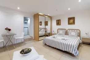 small paradise, villa, pool, 400M Nice beach, the countryside in the city center - Image 5