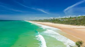 Vistas para o mar, Designer Beach House, a curta distância da praia e lojas - Image 5