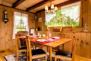 3 bdrm Stillwater Farmhouse near 4 ski resorts - Image 4