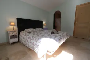 Sehr angenehme FERIENWOHNUNG ZU FUSS VON LUBERON - 8 Personen - Image 5