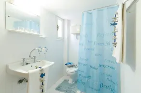 Aglaia apartments are located 200 meters from the beach - Image 2