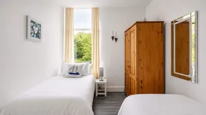 Panoramic Sea View Apartment in Rothesay Bay - Image 5