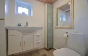 Three-Bedroom Holiday Home In Hojer - Image 3