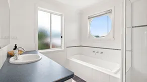Jan Juc Surfview Beach House Beach, Golf & Cafes - Image 3