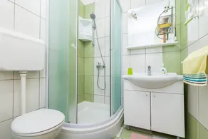 Appartement confortable pour quatre personnes au centre de Malinska - Image 2