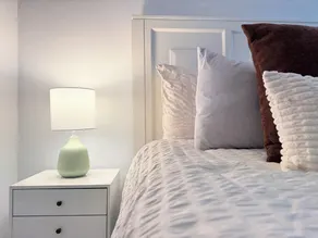 Steps from the Beach, Romantic Studio w/King Bed - Image 3