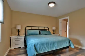 Hayward - 5 Bedroom, sleeps 10 - Image 3
