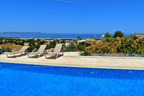 Vistas para o mar ou para o mar --Argaka - Bangalô Impressionante com 3 Camas - Piscina Infinita aquecida - Wi-Fi - Image 3