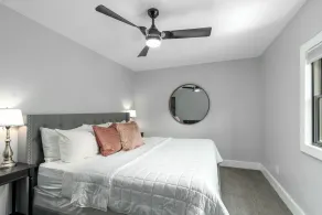 Perfect 2-Bedroom Suite in Downtown Saugatuck! (Upper Level Unit) - Image 4