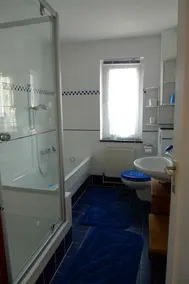 Apartamento (Südrand DD), 85 m² en una casa de 2 familias, 2 pers. 40 €, 4 pers. 65 € - Image 2