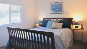 House at the beach, the sounds of waves on the breeze - Image 2