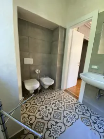 Gardasee Salò Luxuswohnung in alter romantischer Familienvilla, Terrasse, Garten - Image 5