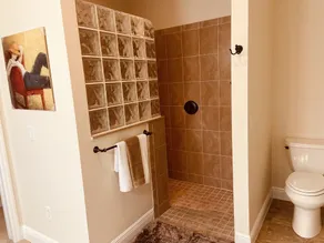 Large 3 bdm home close to Lake Sumpter pet friendly golf cart and WIFi included - Image 4
