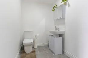 Harwich Luxury Suite - Image 2