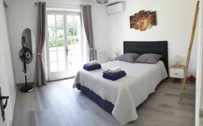 Villa indépendante avec Grande piscine  et Cuisine d'été - Image 4