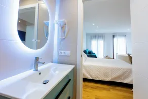 La Serrería-Premium Suite Apartments & Private Jacuzzi - Image 3