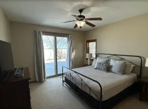 5 Bedroom Lake House w/Loft on Beautiful Gull Lake  4-Season Fun Abounds! - Image 3