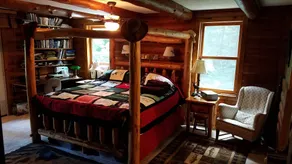 Charming Lake Lodge Private Bar  5500 Acre Woman Lake Chain   - Image 5