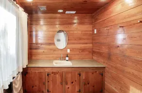 Cozy Cabin with fireplace, hot tub & hiking trails - Image 3