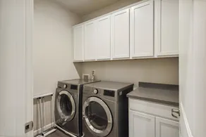 Ski & Relax: Updated Townhome Near Downtown, Casinos & Board Games! - Image 2
