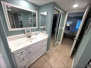 Condo de luxe Ocean Village Beach avec 5 étoiles avec Wifi et tous les extras - Image 3