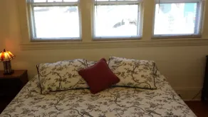 Haywood House: West Asheville's Nyrestaurerade och mest gångbara hyra! - Image 4