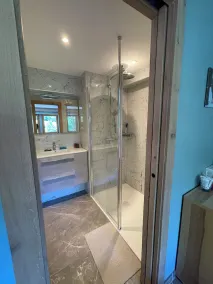 Chalet close to the ski slopes - Image 5