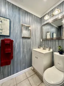 Bright & Light Modern Beachy Studio - Image 2