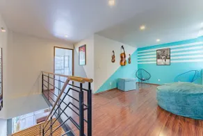 VH | Modern Apartment | Rooftop and Gym | 12 - Image 4