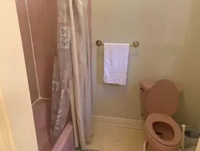 4 bedrooms 2 bathroom with 10  guests city center double kitchen - Image 4
