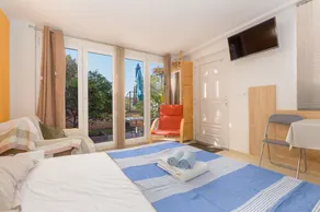 Apartment Orange - Image 5