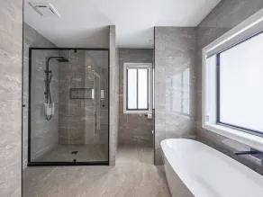 Modern Elegance Spacious 5BR Retreat in Rochedale - Image 3