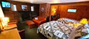 Rustic Cabin in beautiful environment under Pine Trees - Image 4