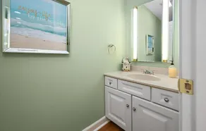 This Beautifully Decorated Townhome Awaits - Image 5