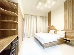 COZY AND LOVELY 2 BEDROOMS APARTMENT IN DUBAI - Image 5